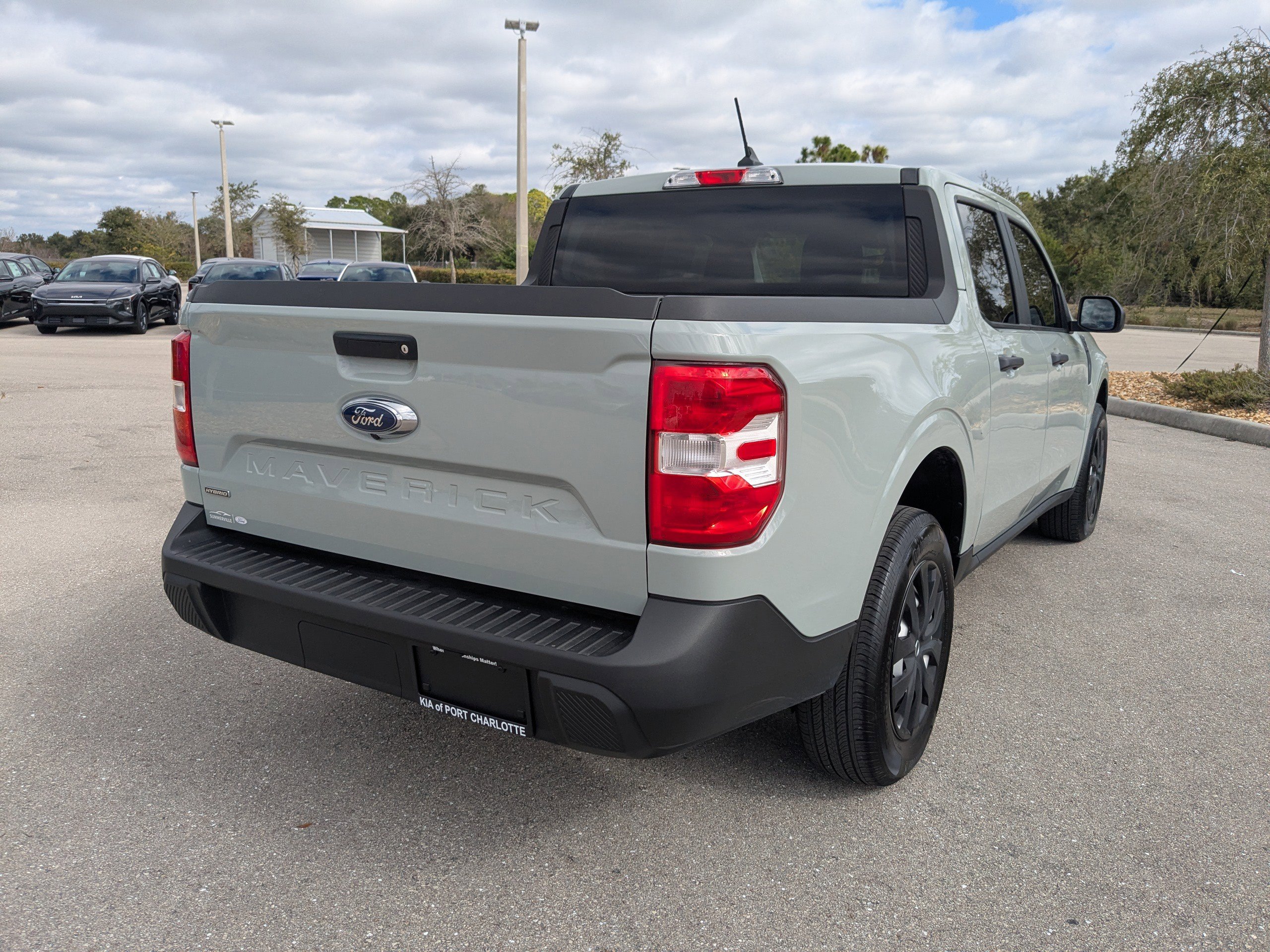 Used 2024 Ford Maverick XL image 34