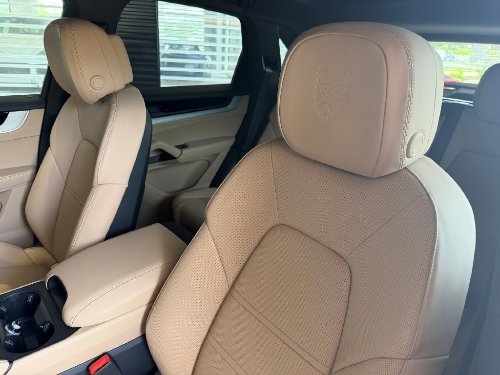 New 2026 Porsche Cayenne S AWD/4WD image 5