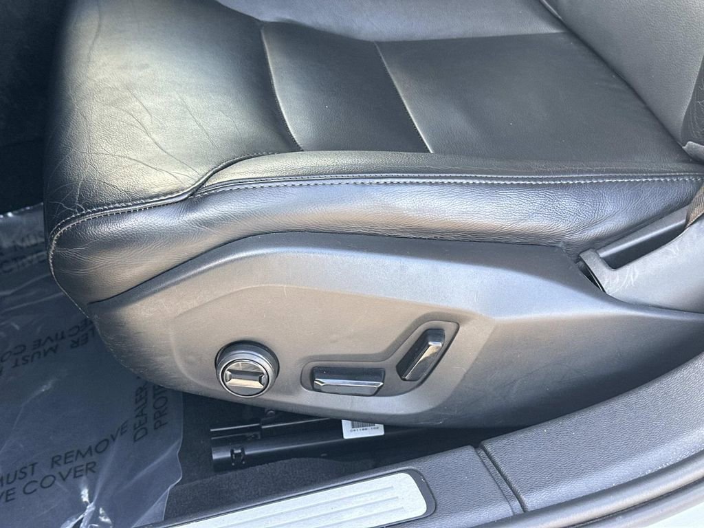 Used 2020 Volvo S60 T6 Momentum image 24