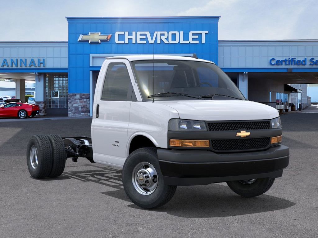 New 2025 Chevrolet Express 3500 Work Van w/ Power Convenience Package image 27