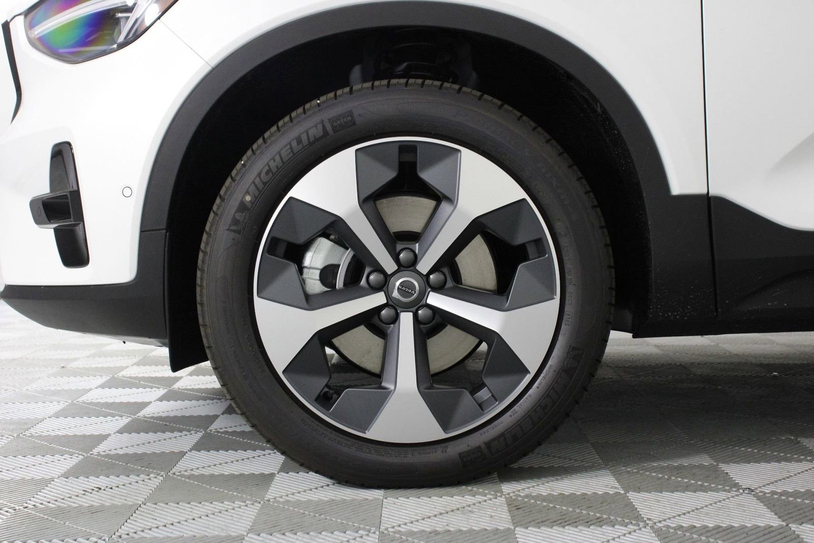 New 2026 Volvo XC40 B4 Plus w/ Climate Package image 13