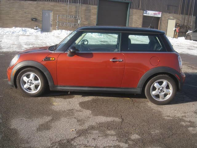 Used 2011 MINI Cooper Hardtop image 8