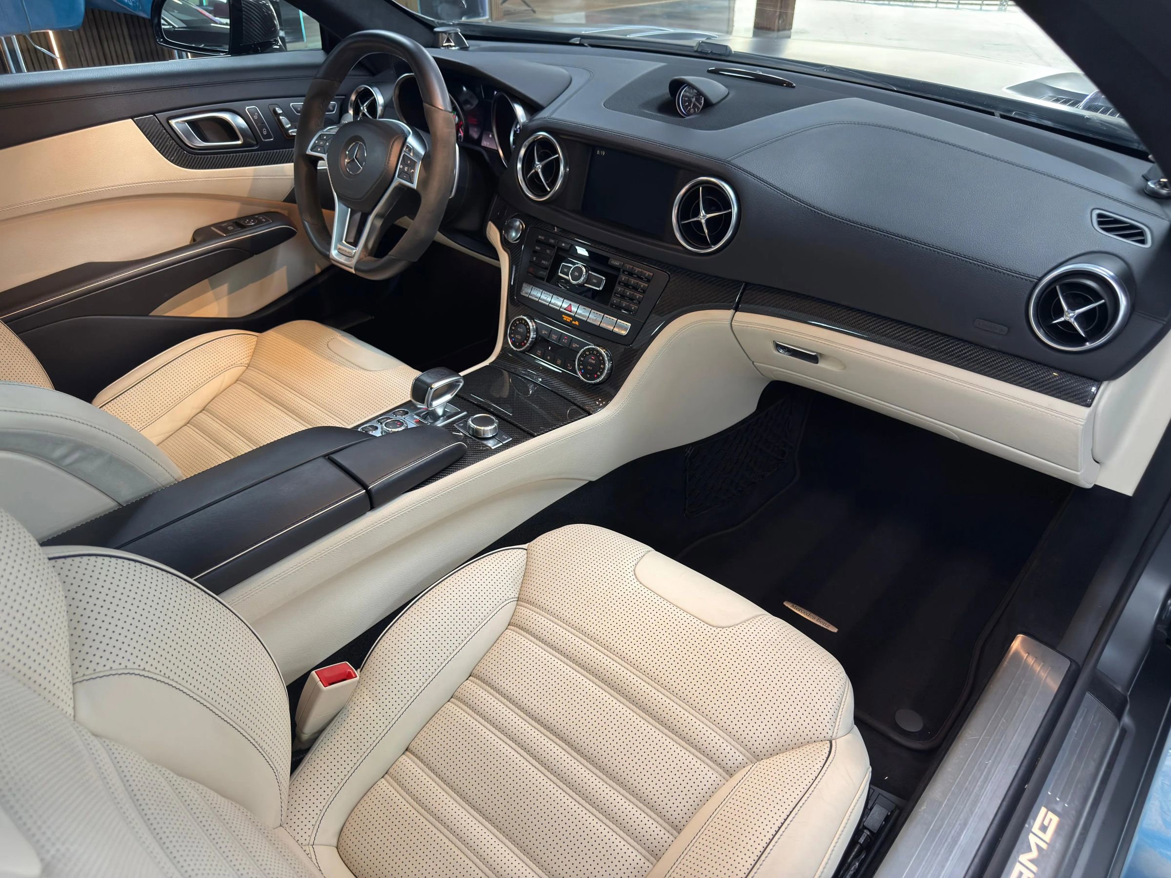 Used 2013 Mercedes-Benz SL 63 AMG image 22