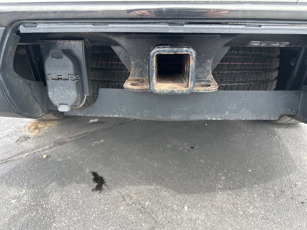 Used 2021 Chevrolet Tahoe Z71 w/ Z71 Off-Road Package AWD/4WD image 12