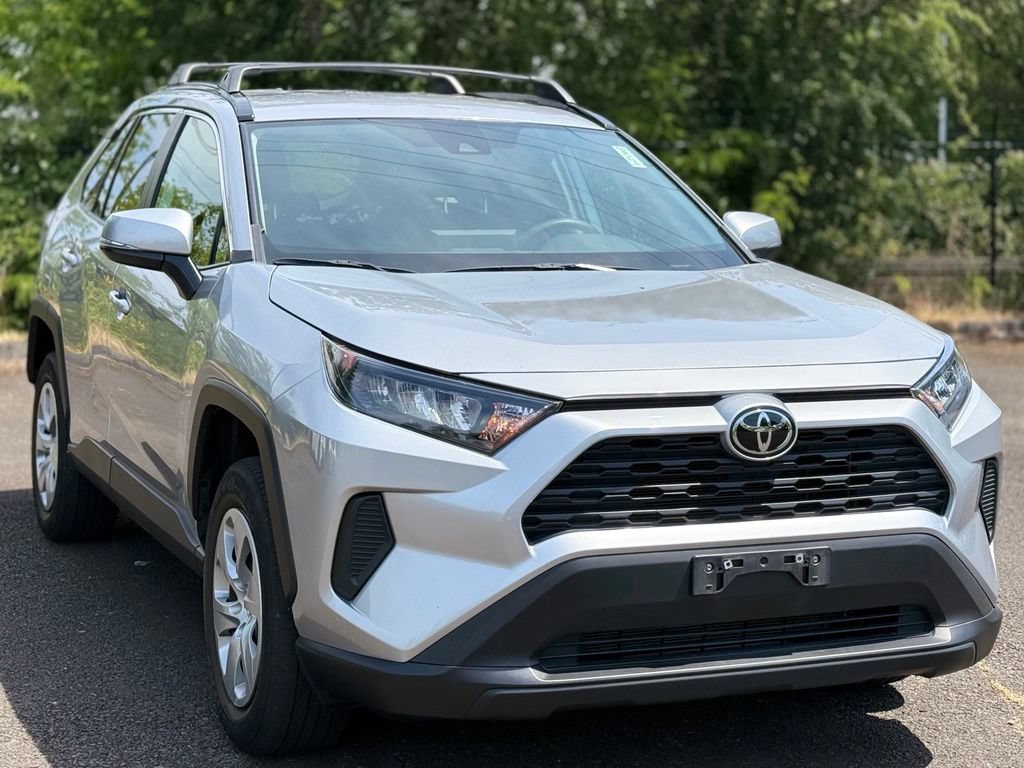Certified 2021 Toyota RAV4 LE AWD/4WD image 7