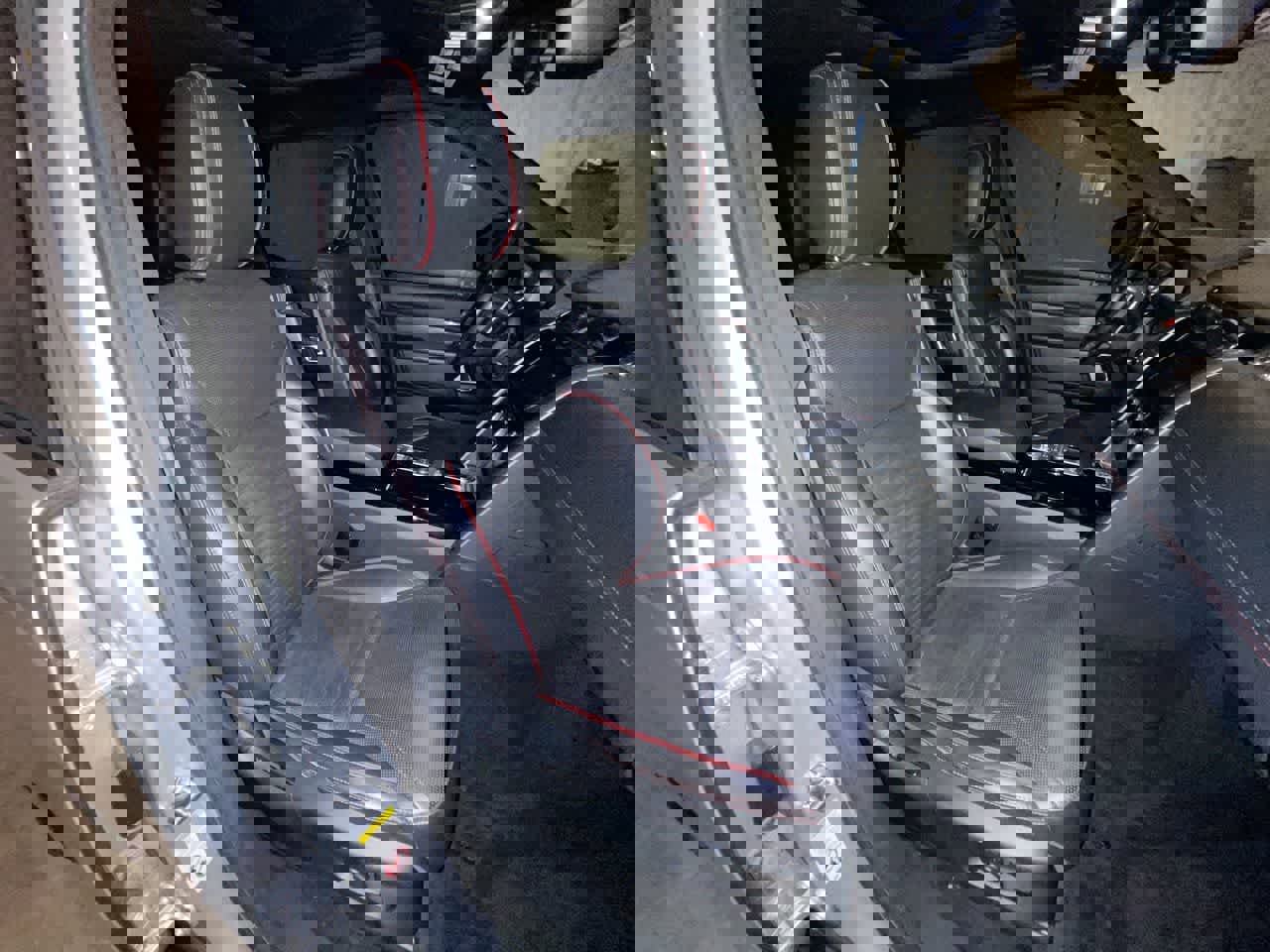 Used 2020 Land Rover Discovery HSE image 26