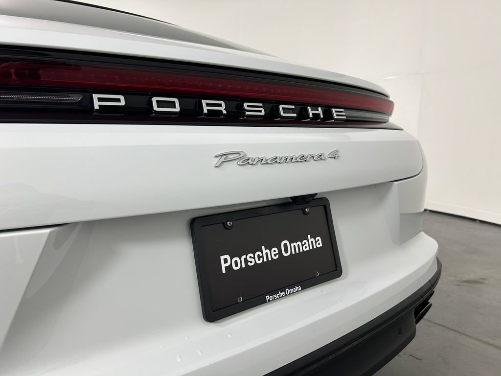 Certified 2024 Porsche Panamera 4 AWD/4WD image 12