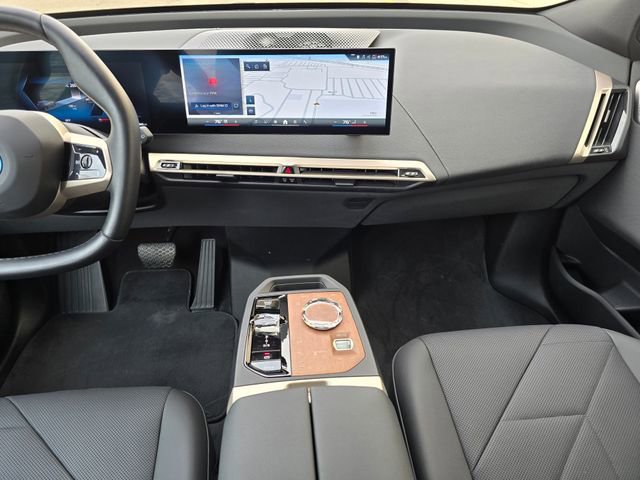 Used 2024 BMW iX M60 image 44