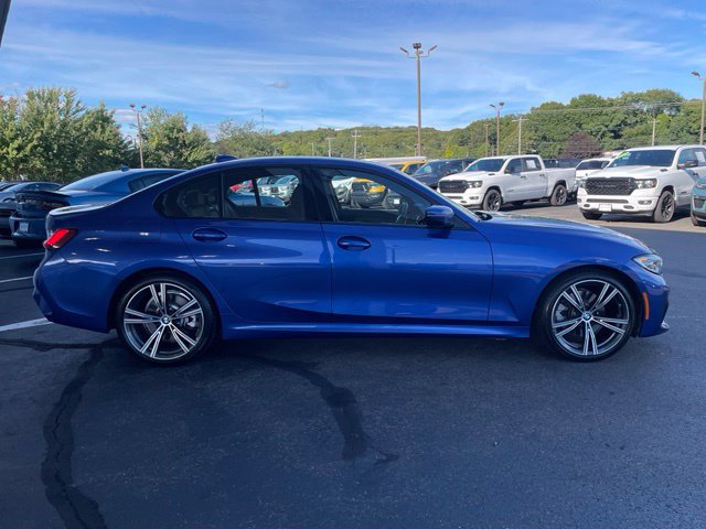 Used 2020 BMW 330i xDrive Sedan w/ M Sport Package AWD/4WD image 4