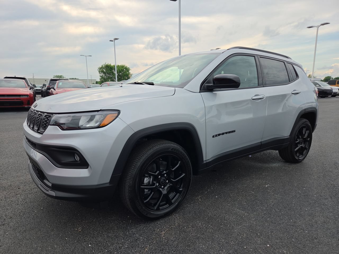 New 2026 Jeep Compass Latitude AWD/4WD image 3
