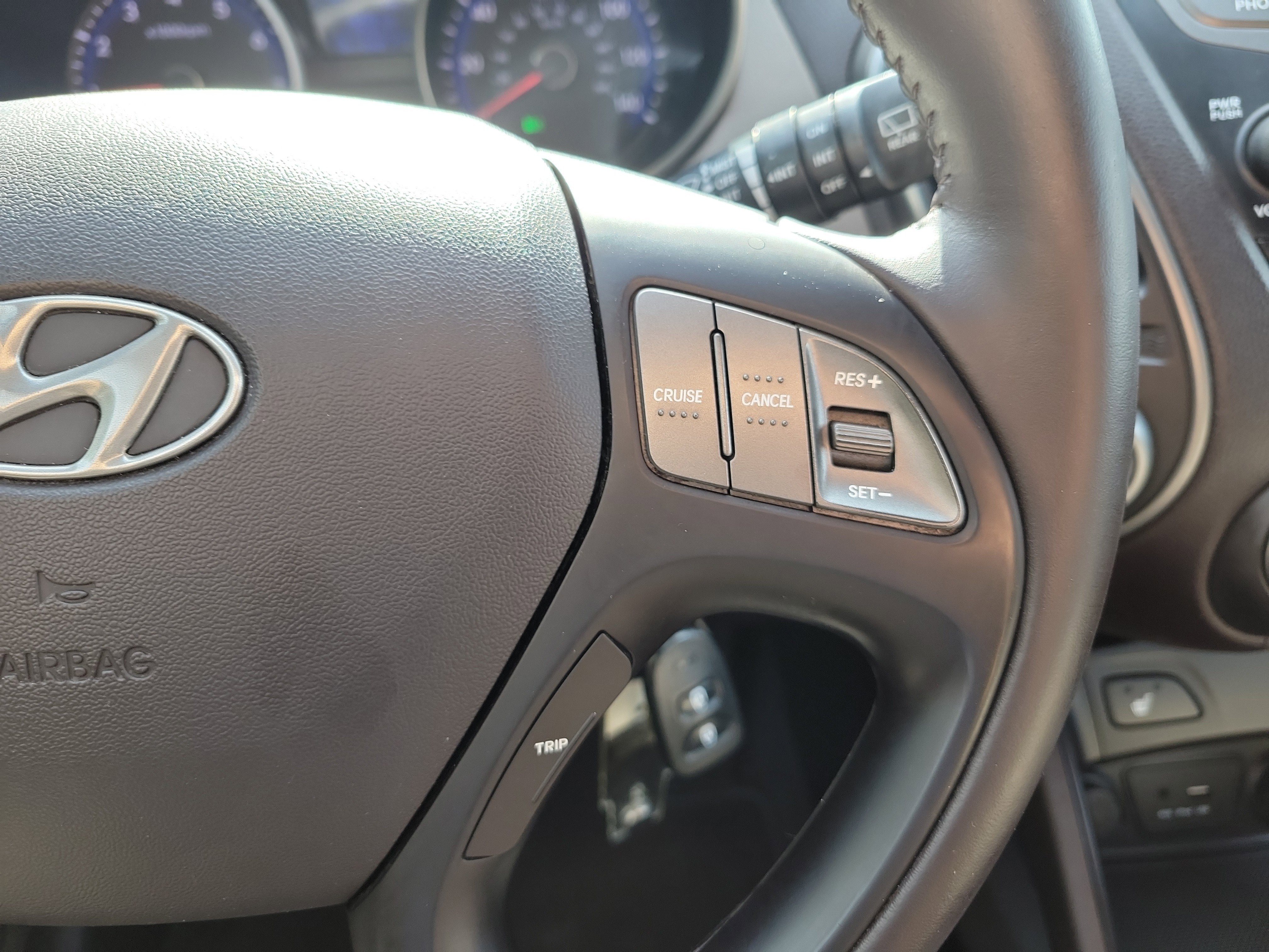 Used 2015 Hyundai Tucson SE AWD/4WD image 27