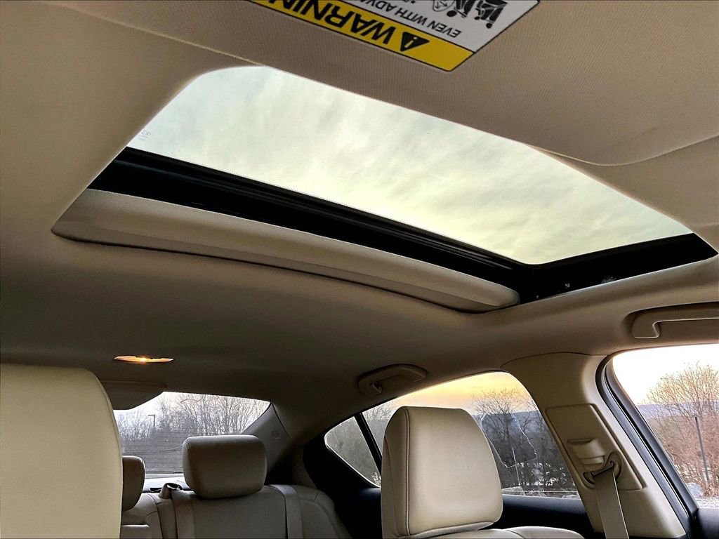 Used 2018 Acura ILX w/ Premium Package image 20