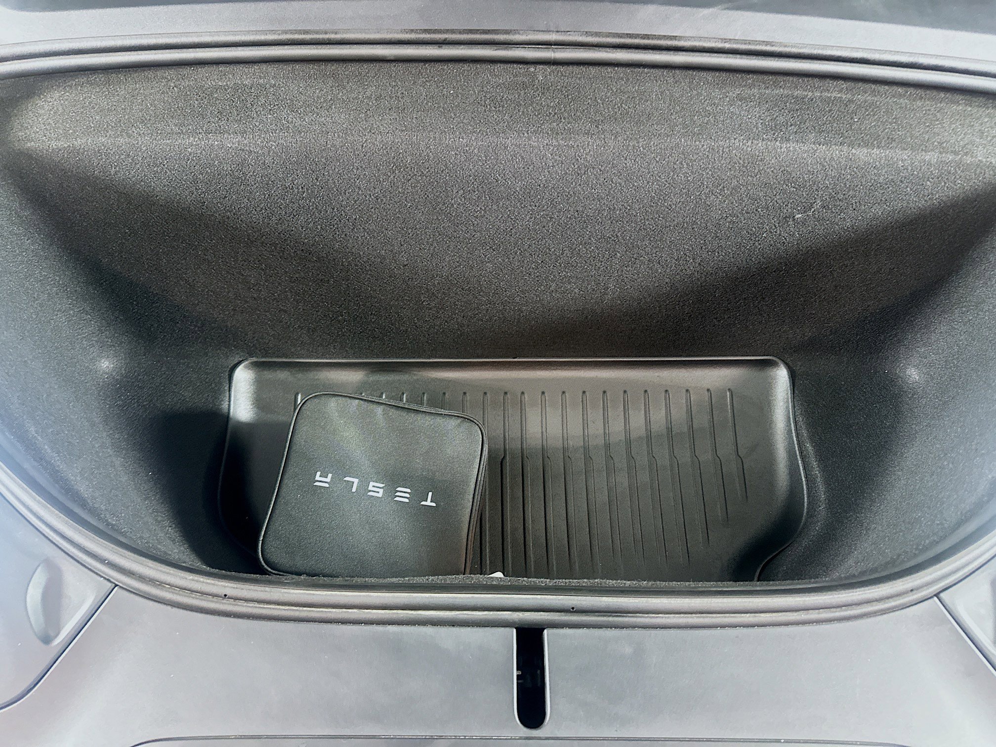 Used 2022 Tesla Model X image 33