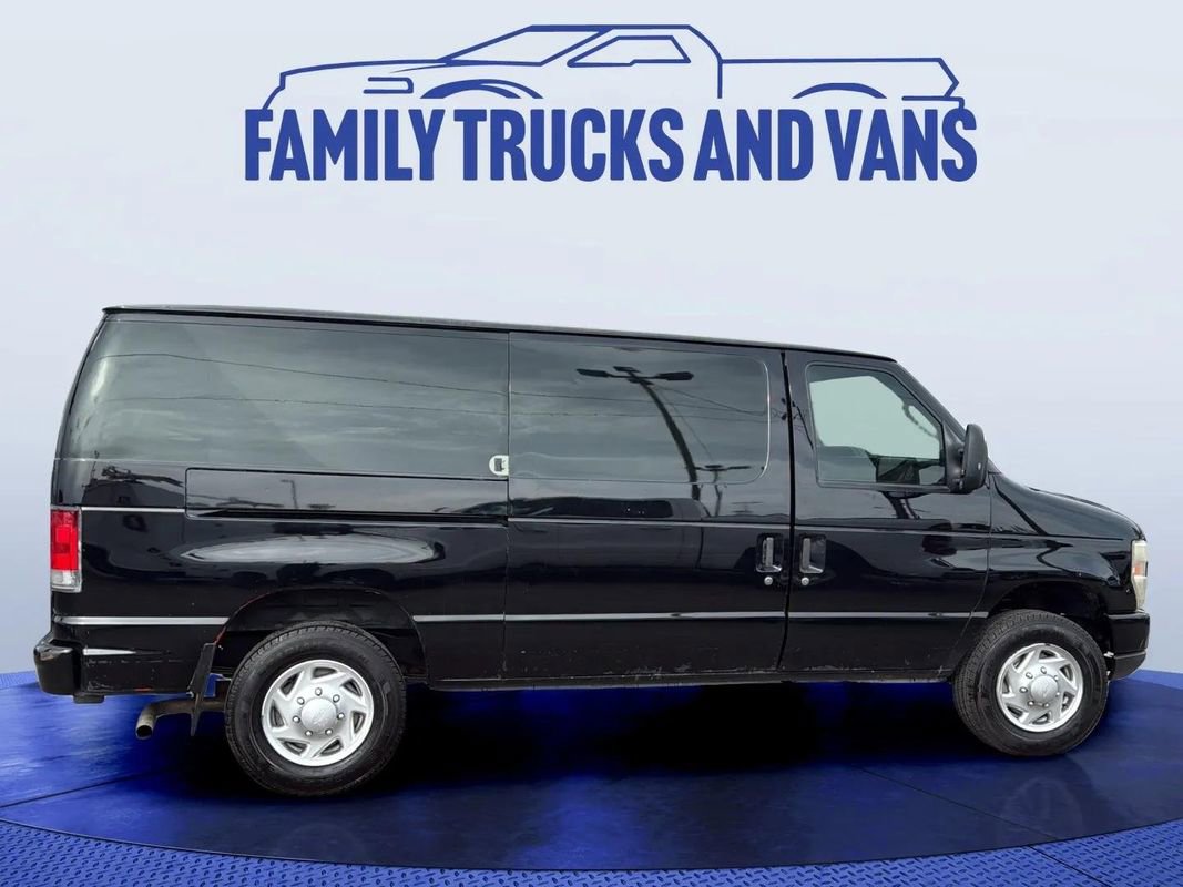 Used 2014 Ford E-150 and Econoline 150 w/ Power Group image 6