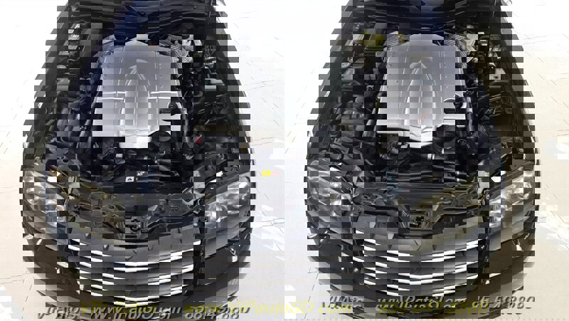 Used 2005 Chrysler Crossfire Limited image 6