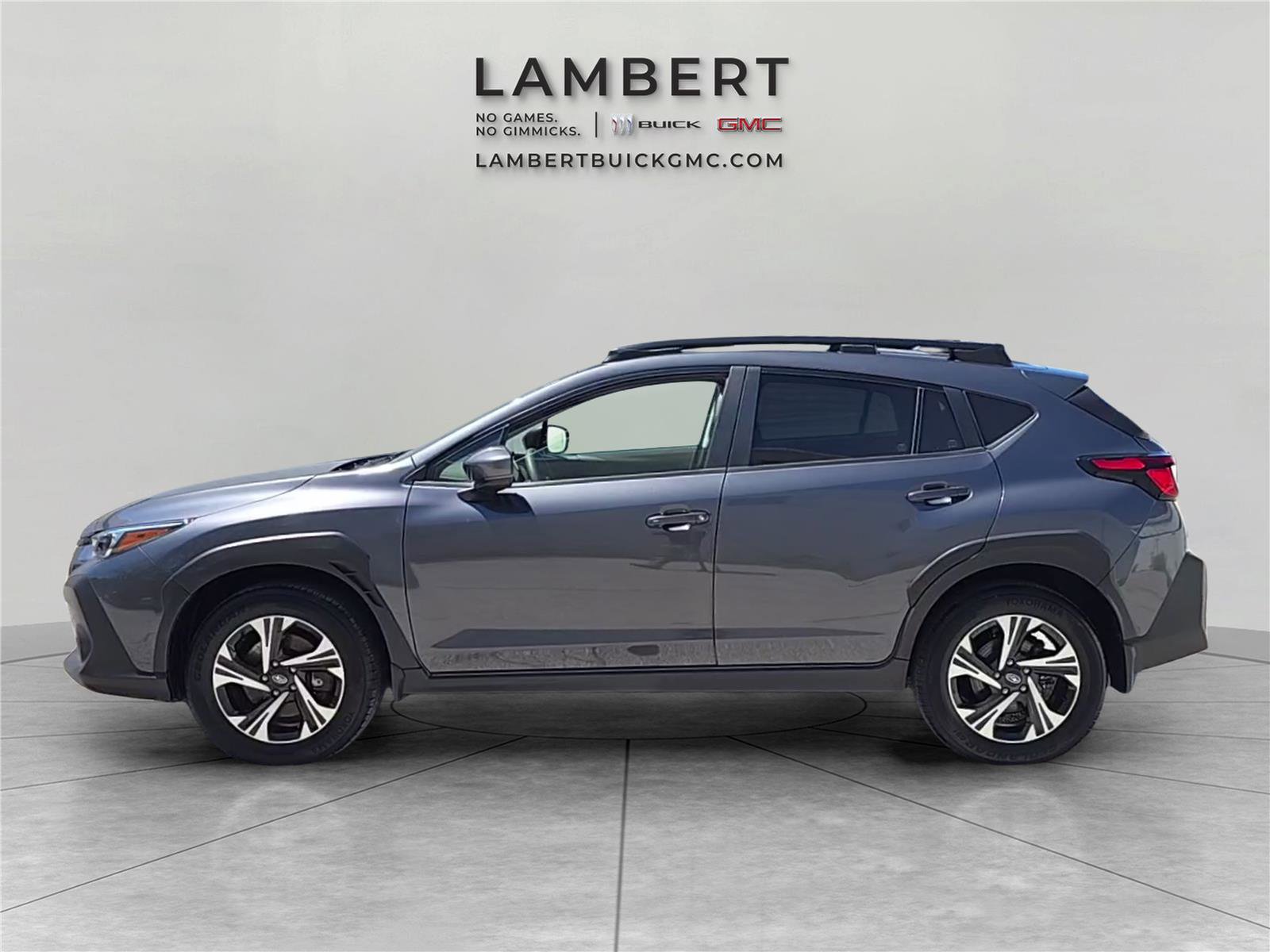Used 2024 Subaru Crosstrek 2.0i Premium AWD/4WD image 2