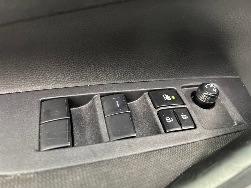 Used 2024 Toyota Corolla LE FWD image 15