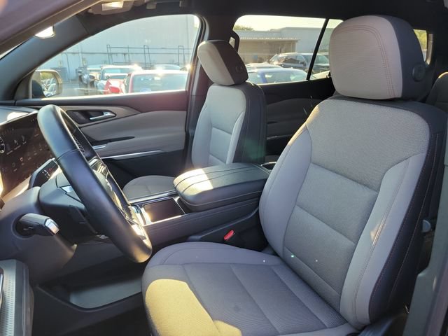 Certified 2025 Chevrolet Traverse LT FWD image 22