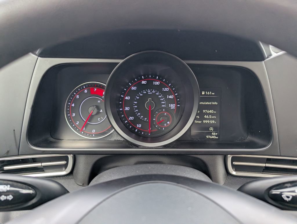 Used 2023 Hyundai Elantra SE image 16