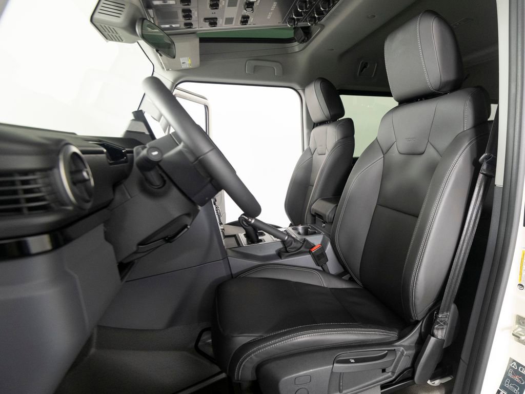 Used 2025 INEOS Grenadier AWD/4WD image 36