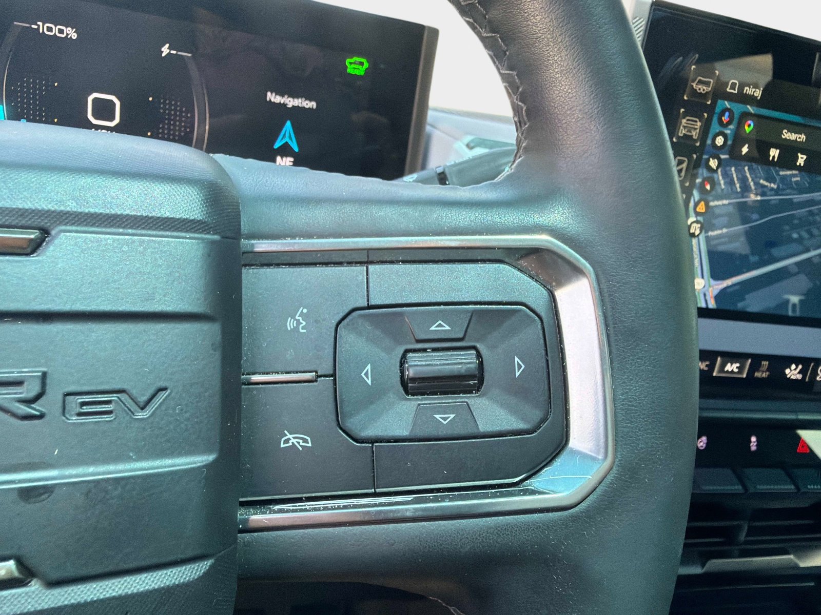 Used 2024 GMC Hummer EV 2X AWD/4WD image 27