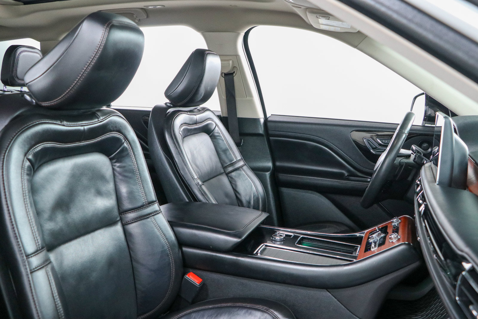 Used 2024 Lincoln Aviator Reserve w/ Jet Package RWD image 28