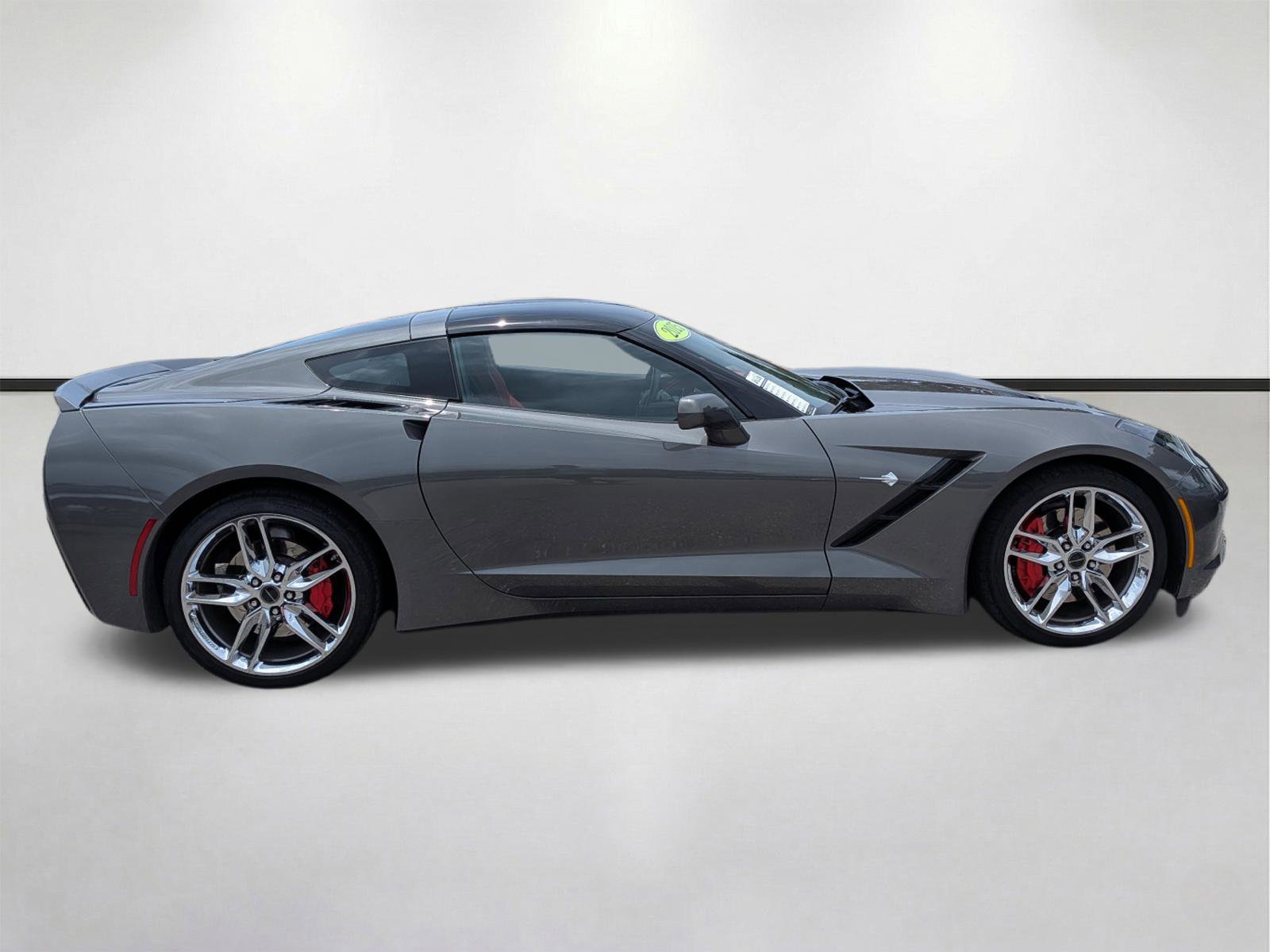 Used 2015 Chevrolet Corvette Stingray Coupe w/ 3LT Preferred Equipment Group RWD image 3