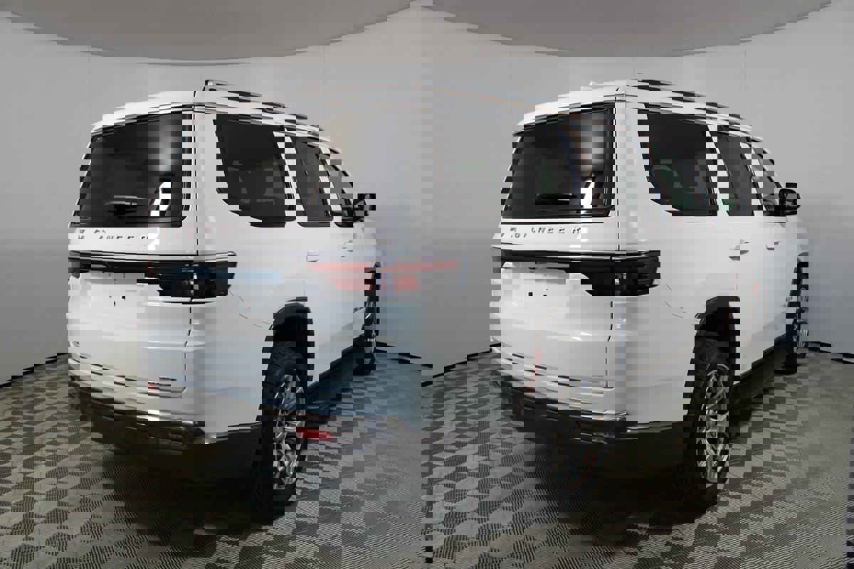 Used 2022 Jeep Wagoneer Series II image 53