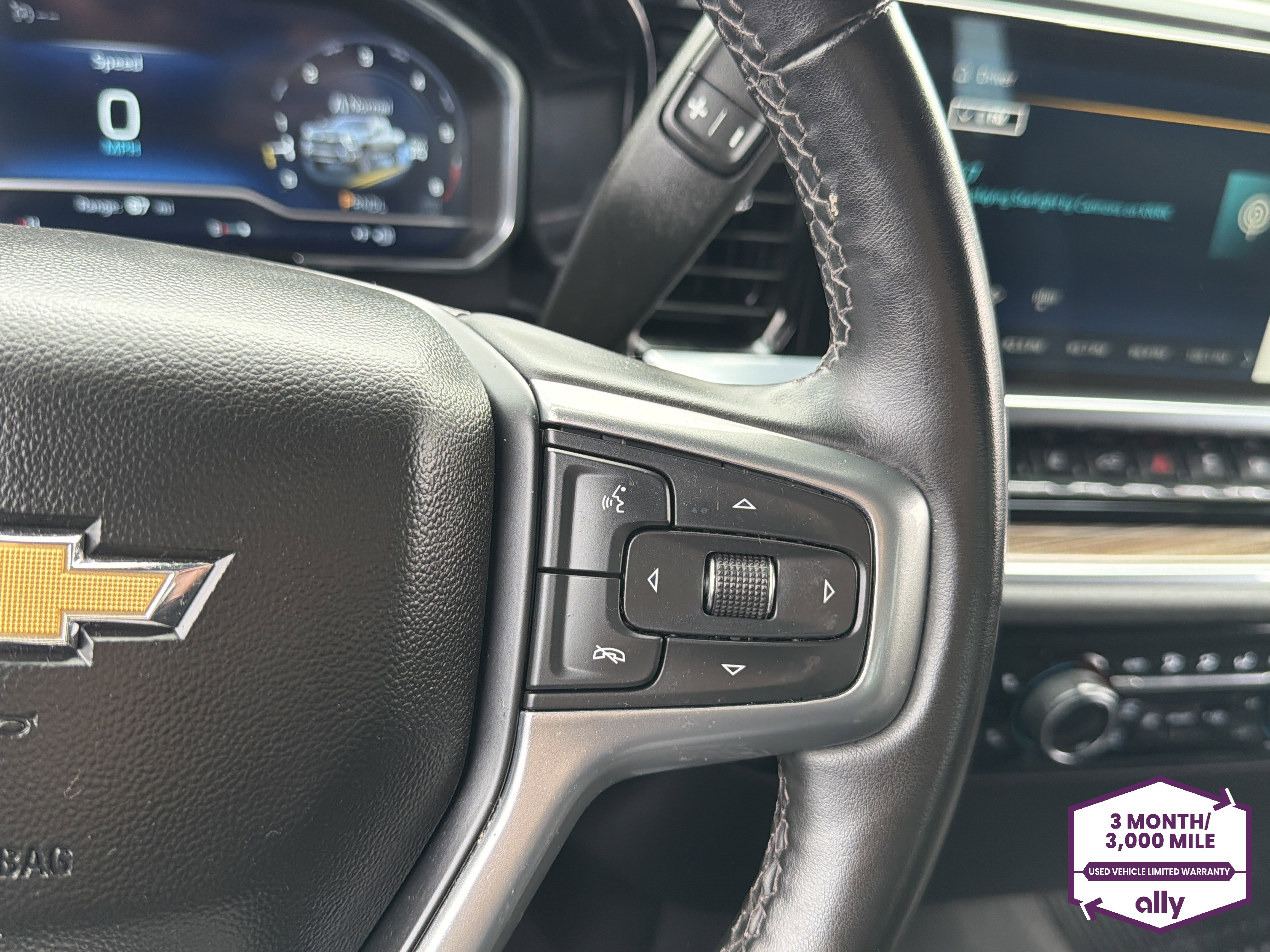Used 2024 Chevrolet Silverado 2500 LT w/ Convenience Package image 18