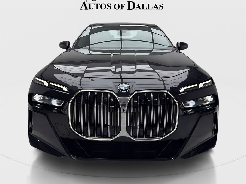 Used 2024 BMW 740i RWD image 4