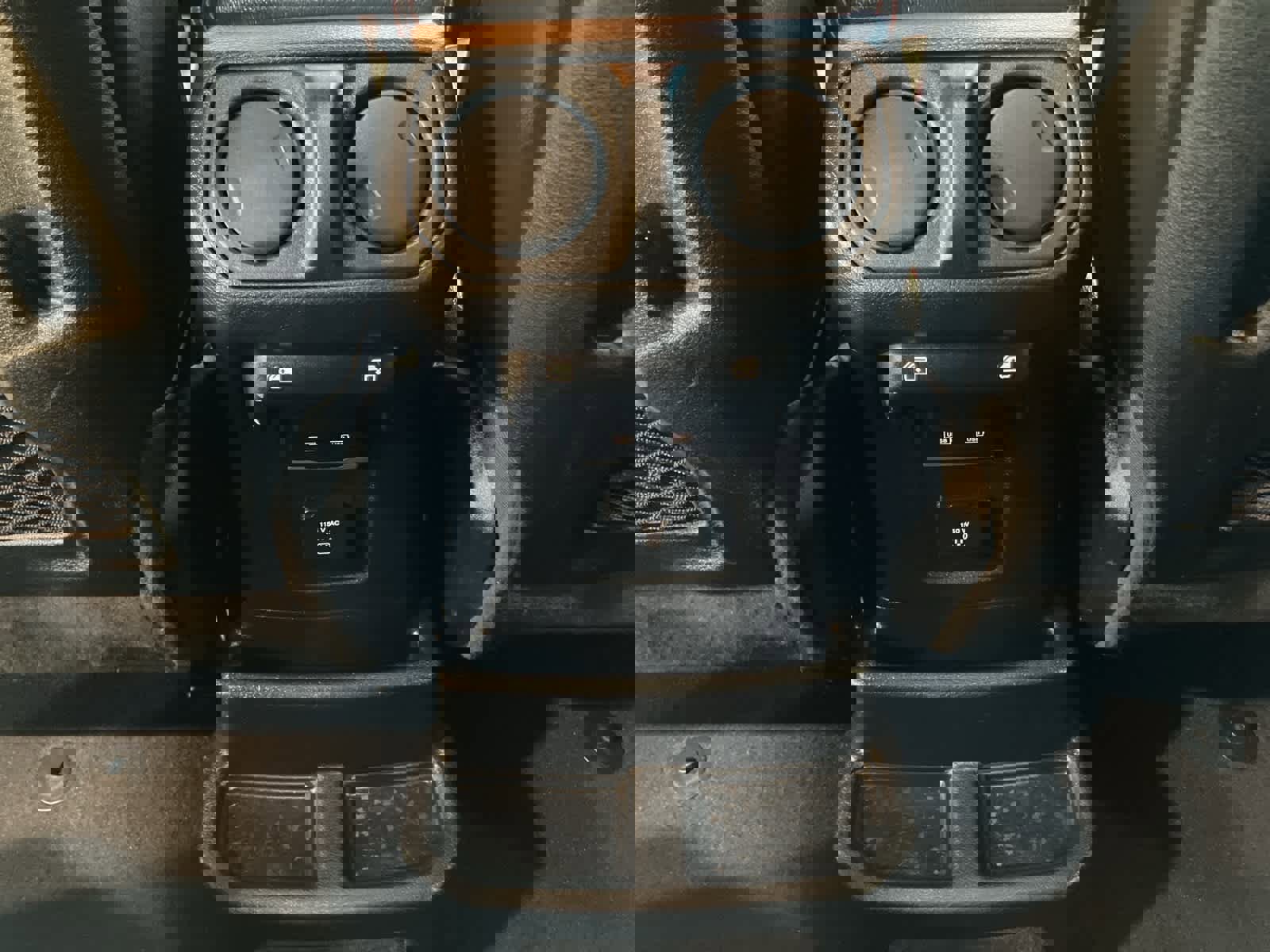 Used 2021 Jeep Wrangler Unlimited Rubicon w/ Uconnect 4C Nav & Sound Group image 24