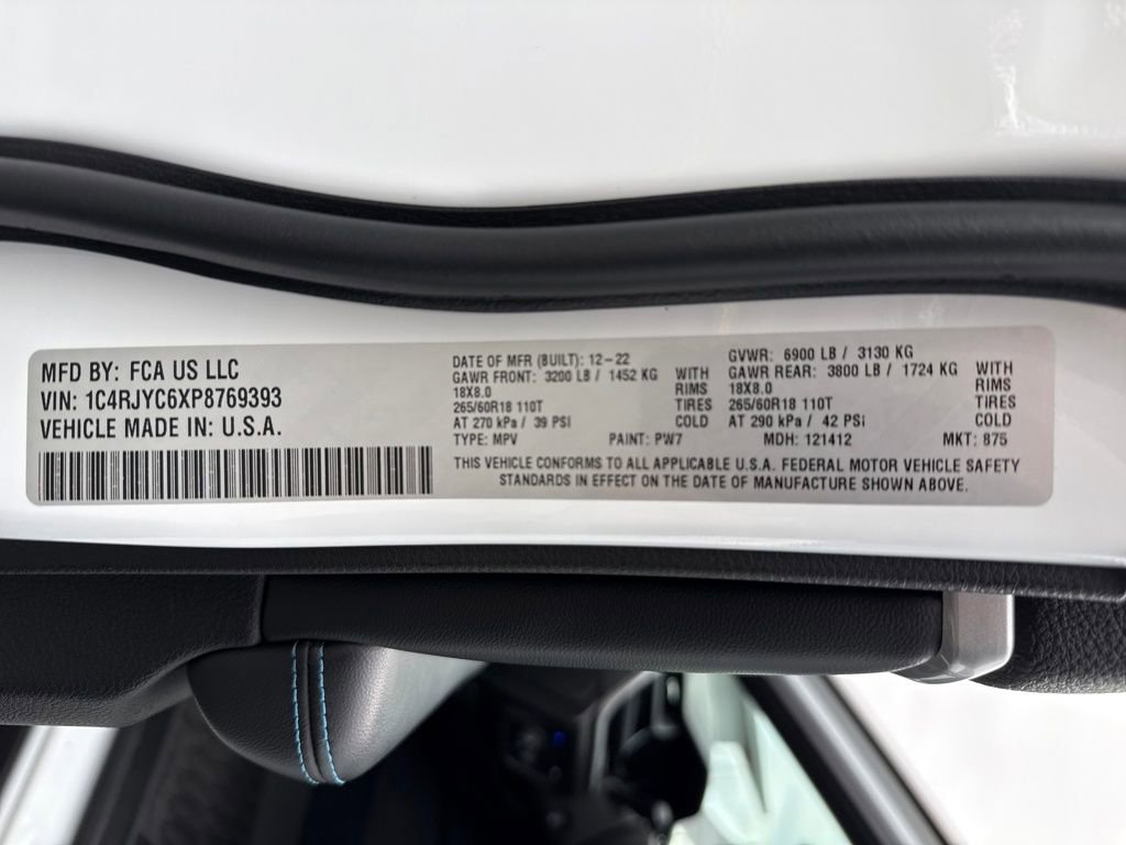 Used 2023 Jeep Grand Cherokee Trailhawk w/ Advanced Protech Group II image 34