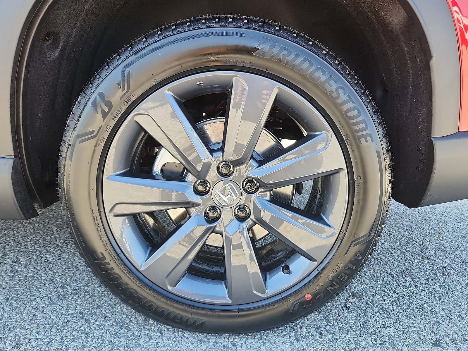 New 2026 Honda Pilot Sport image 5