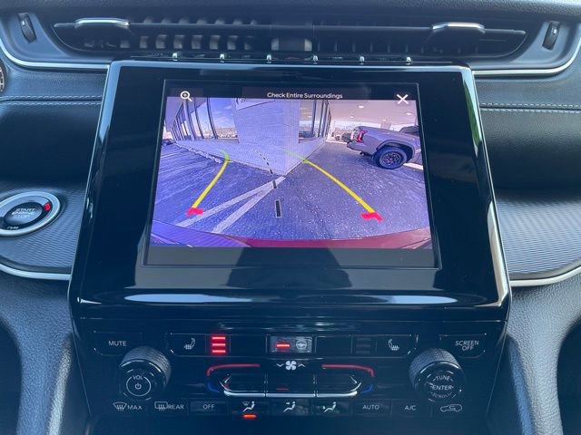 Used 2024 Jeep Grand Cherokee Altitude image 21