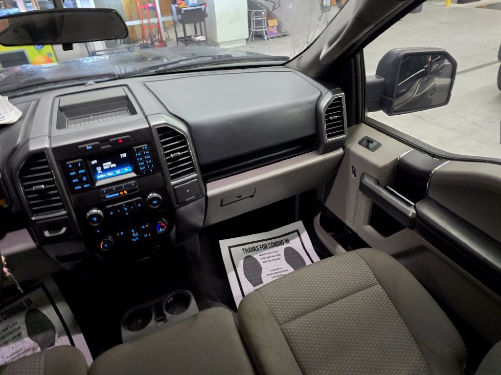 Used 2017 Ford F150 XLT RWD image 38