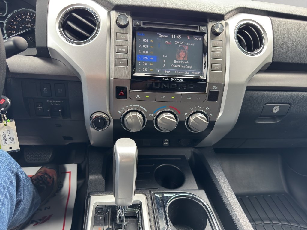 Used 2019 Toyota Tundra SR5 w/ SR5 Upgrade Package AWD/4WD image 31