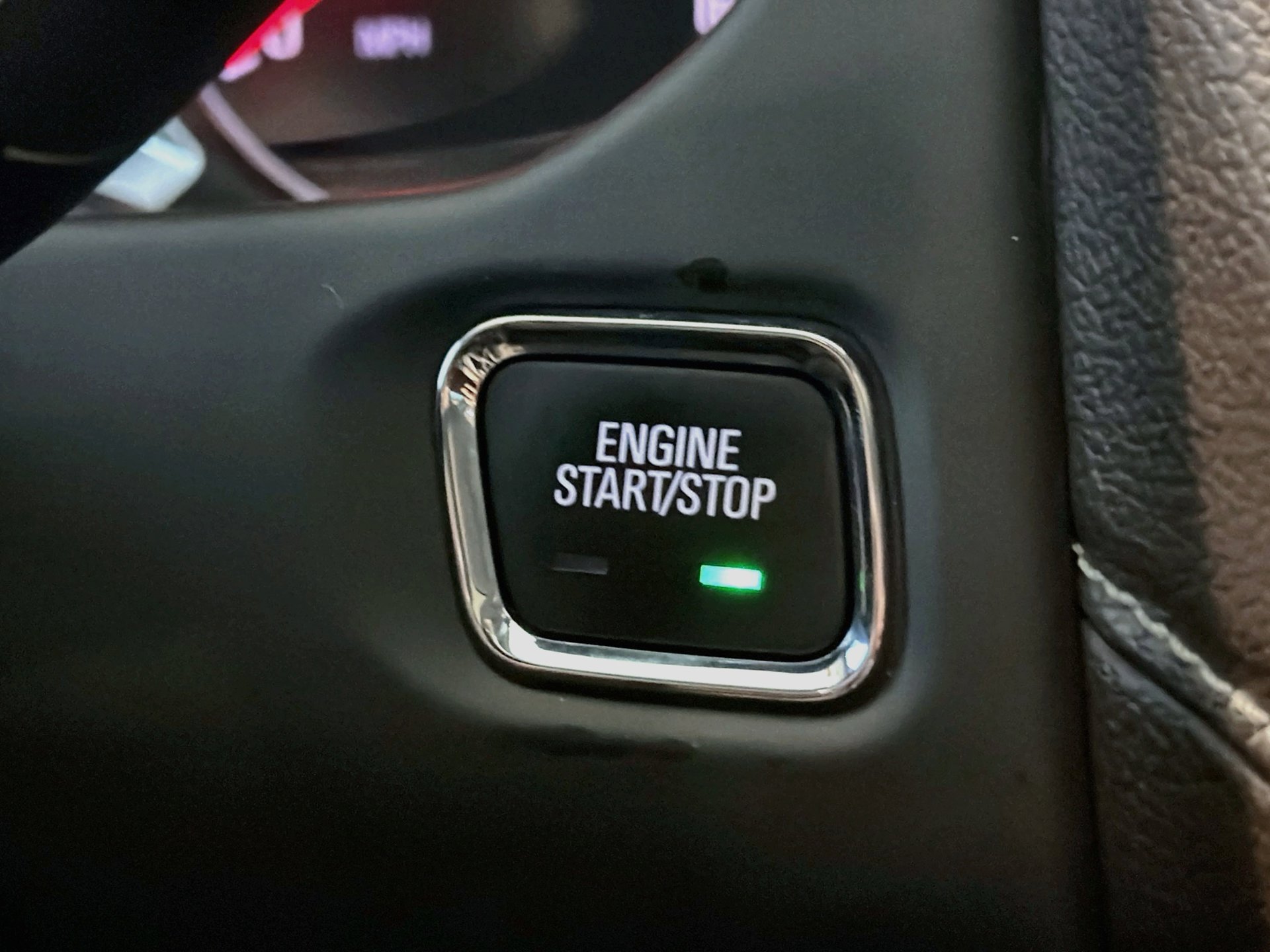 Used 2020 GMC Acadia SLT FWD image 34