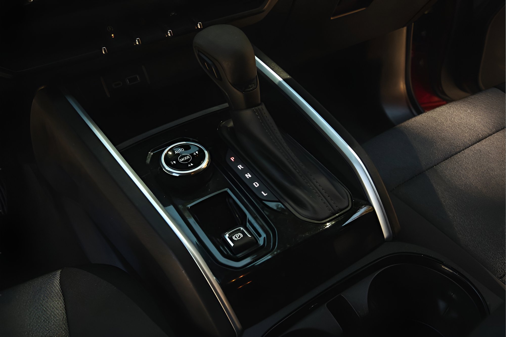 Used 2023 Chevrolet Colorado Trail Boss w/ LPO, Dark Essentials Package image 25