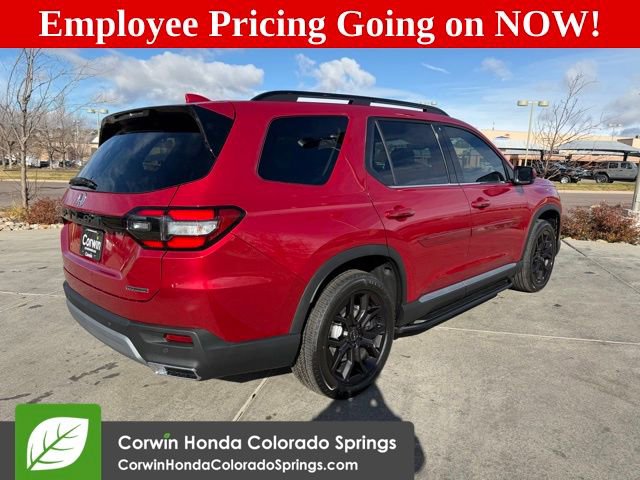 New 2025 Honda Pilot Touring image 10