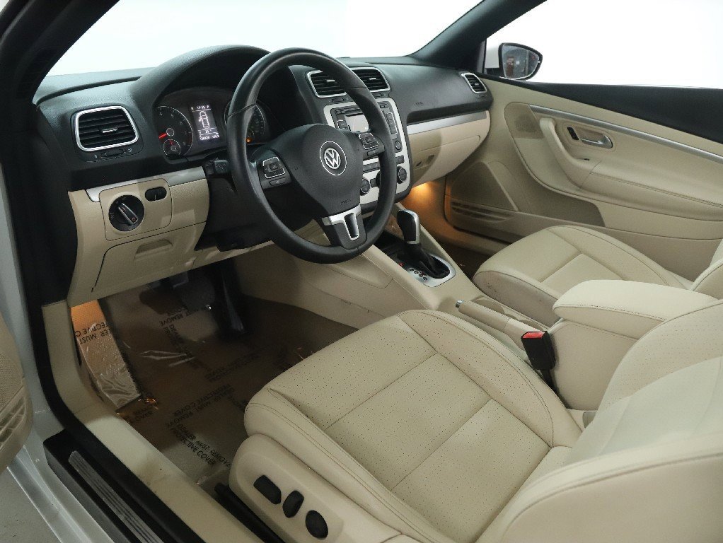 Used 2016 Volkswagen Eos Komfort image 24