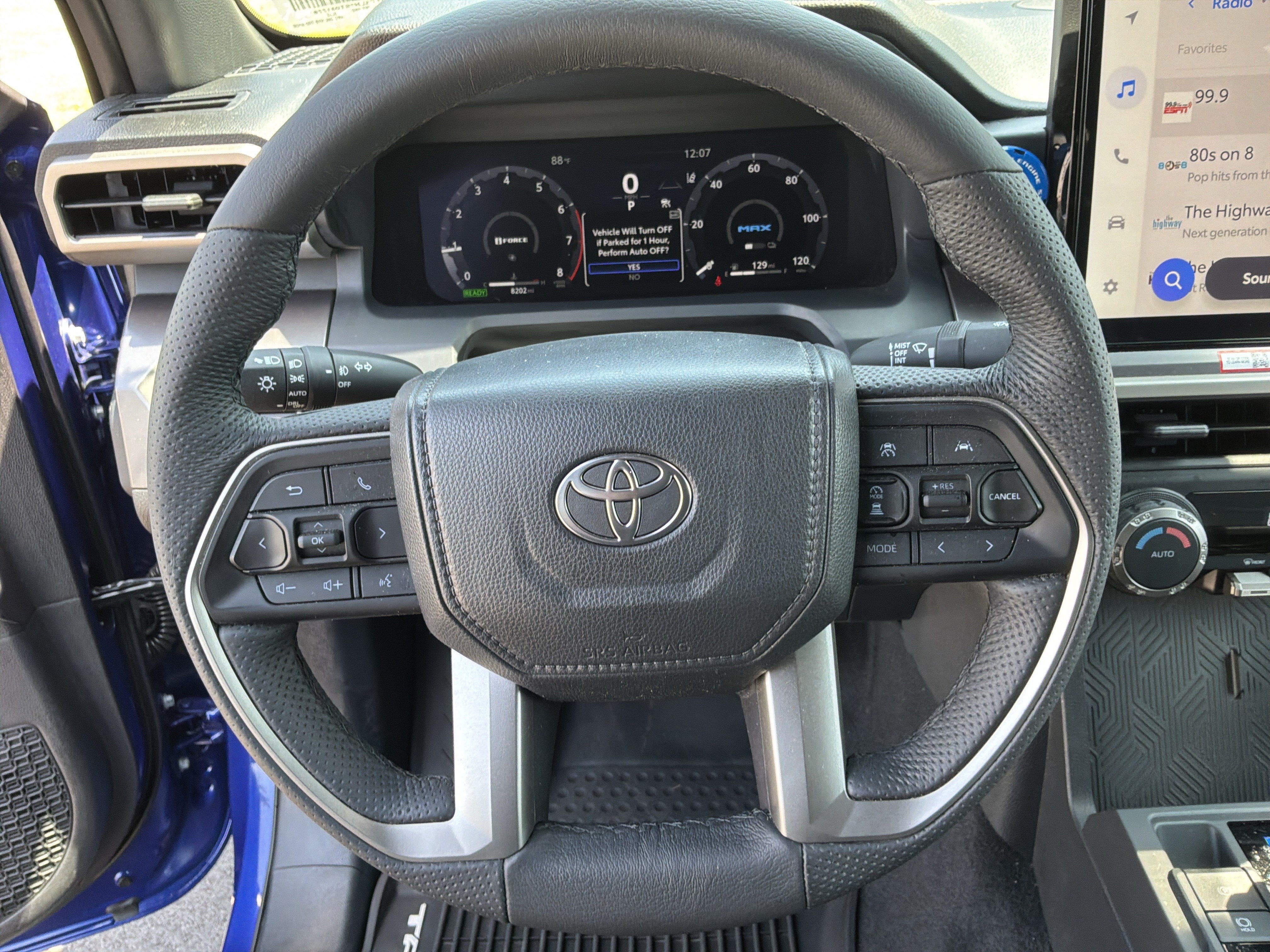 Used 2025 Toyota Tacoma TRD Sport w/ TRD Sport Premium Package AWD/4WD image 18