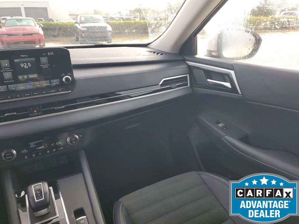 Used 2024 Mitsubishi Outlander SE image 12
