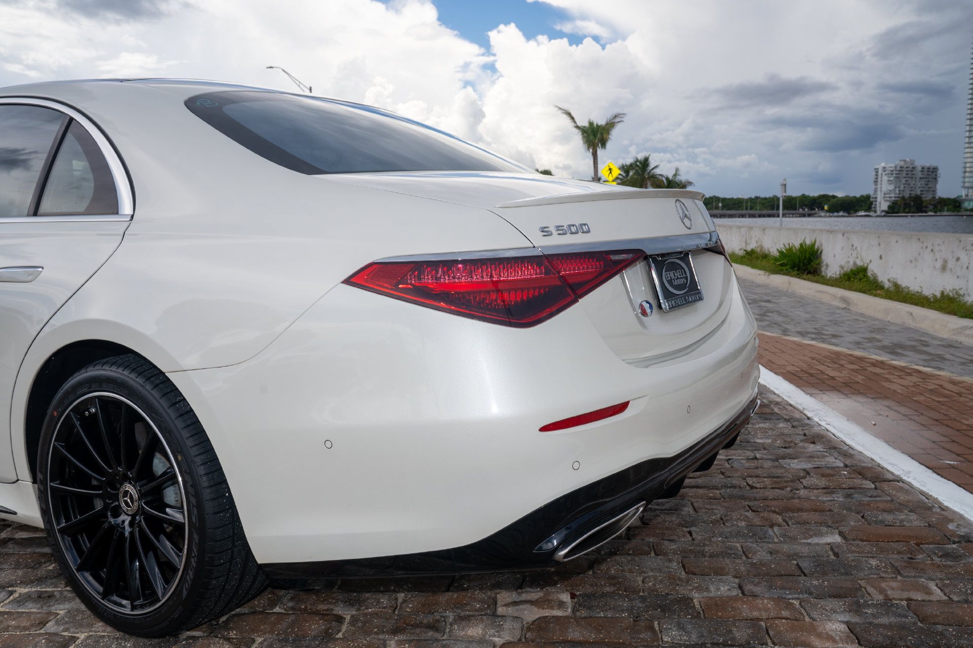 Used 2022 Mercedes-Benz S 500 4MATIC image 8