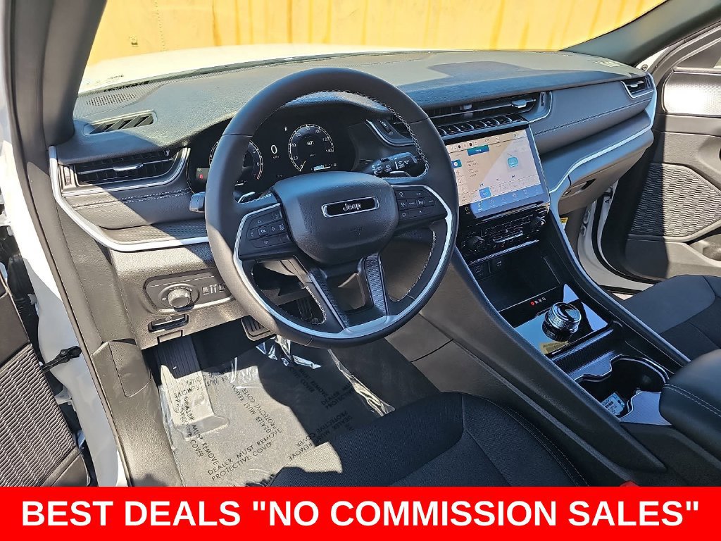 New 2027 Jeep Grand Cherokee Laredo X AWD/4WD image 16