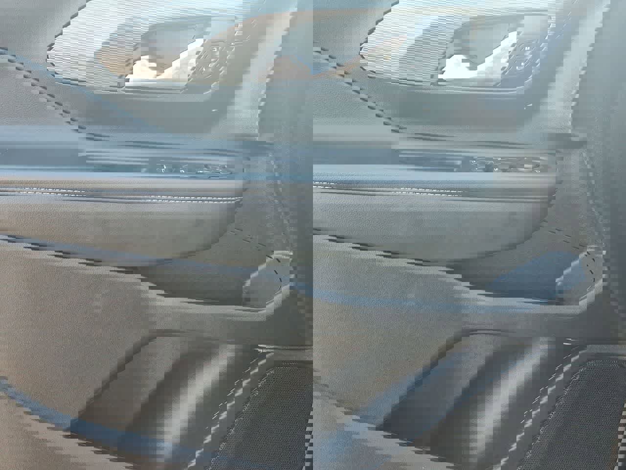 Used 2024 GMC Terrain SLE image 16