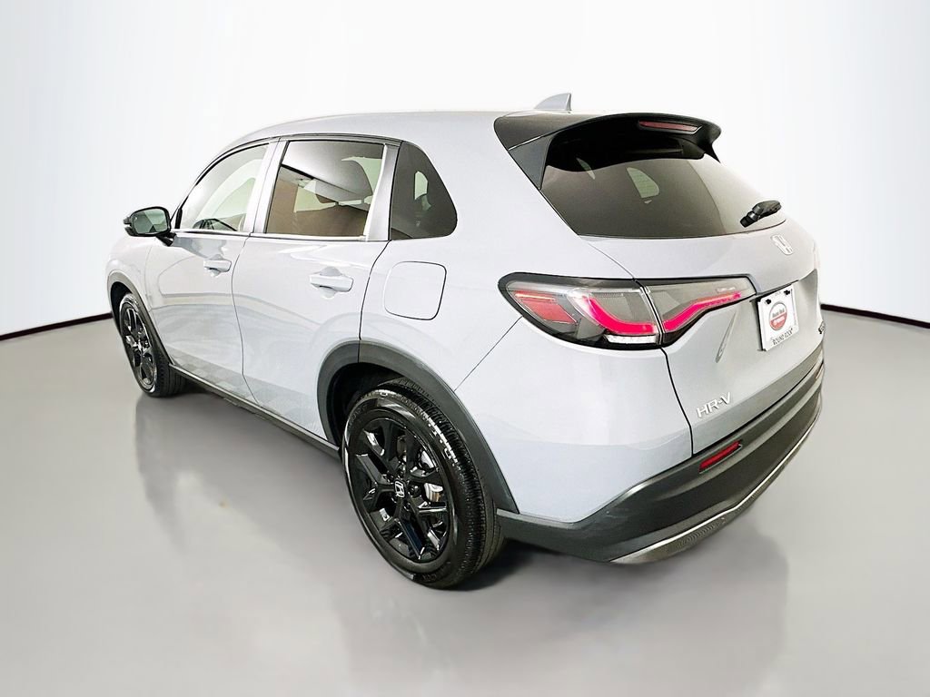Used 2025 Honda HR-V Sport image 7