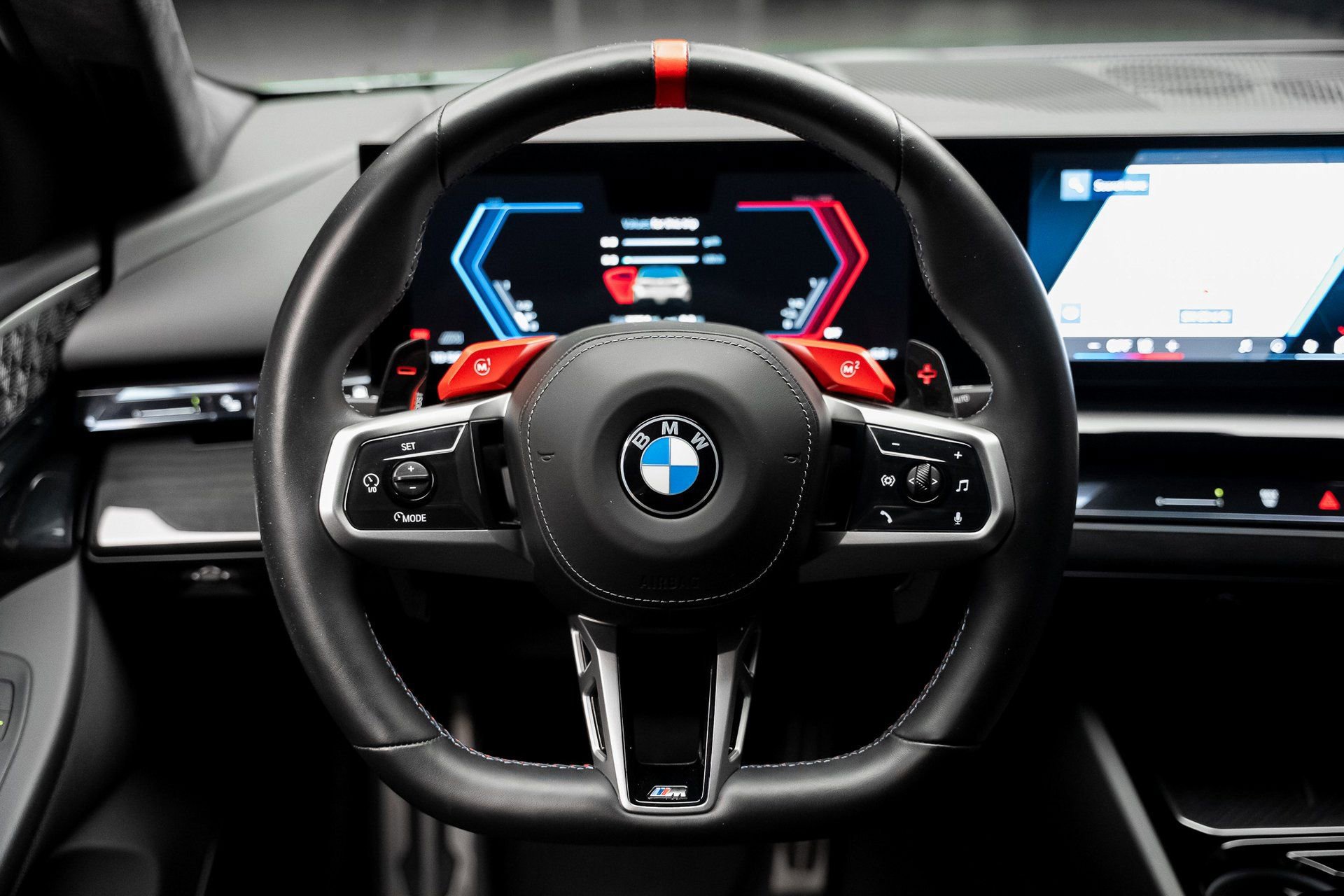 Used 2025 BMW M5 w/ Carbon Package image 46