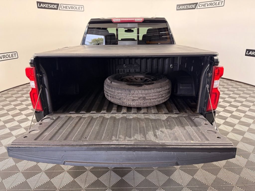 Used 2022 Chevrolet Silverado 1500 High Country AWD/4WD image 18