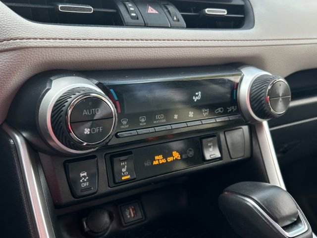 Used 2023 Toyota RAV4 XLE Premium image 47
