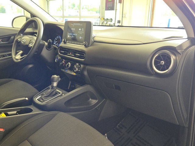 Used 2022 Hyundai Kona SEL w/ Cargo Package FWD image 4